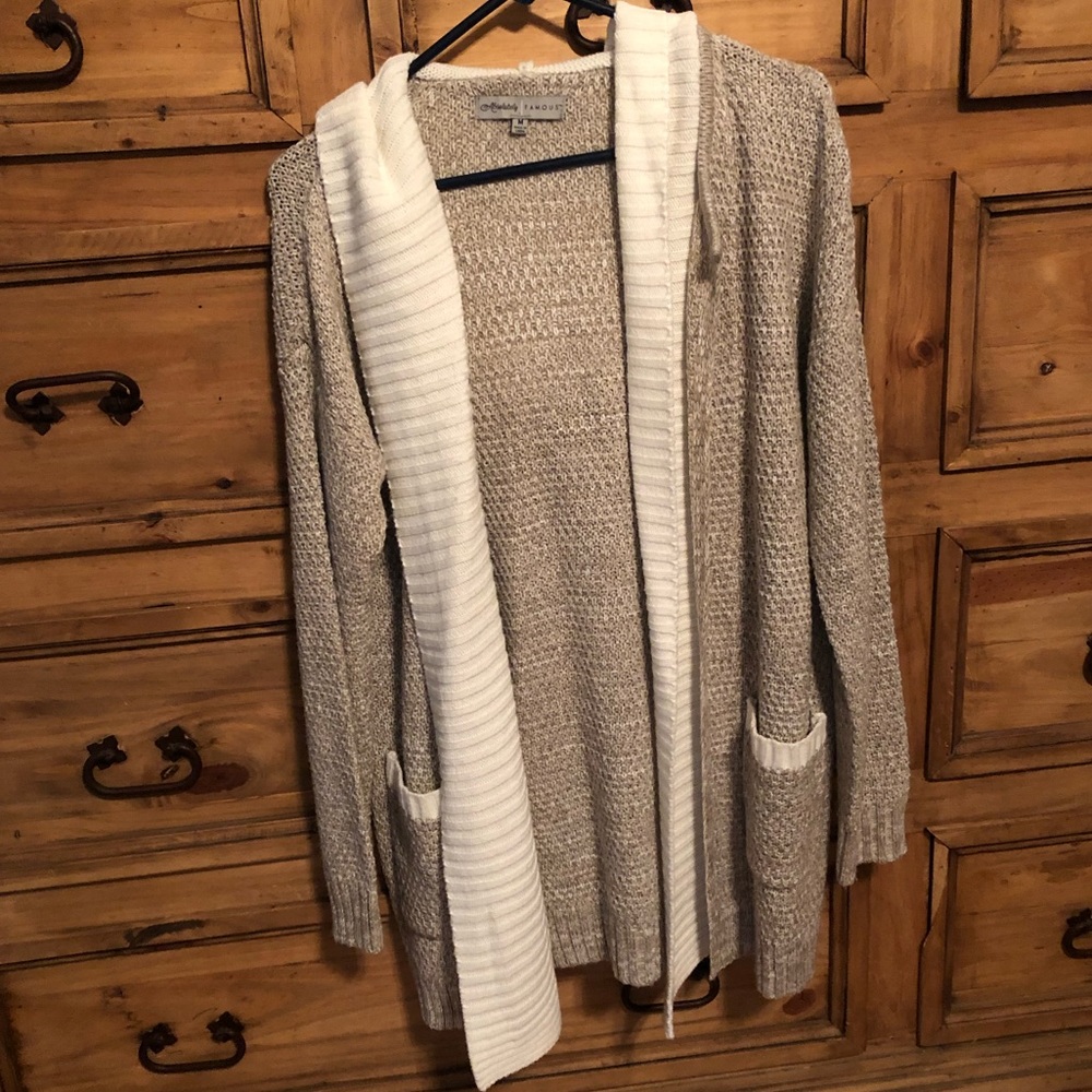 Hooded Cardigan Sweater Khaki & Cream color